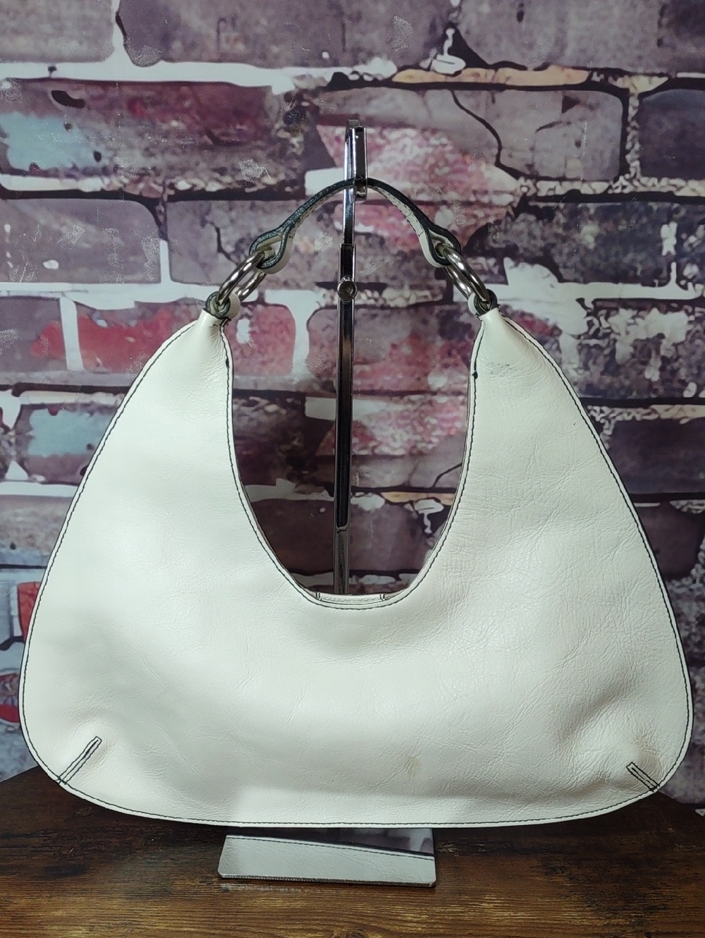 Banana Republic Leather Hobo Bag - Picture 4 of 11
